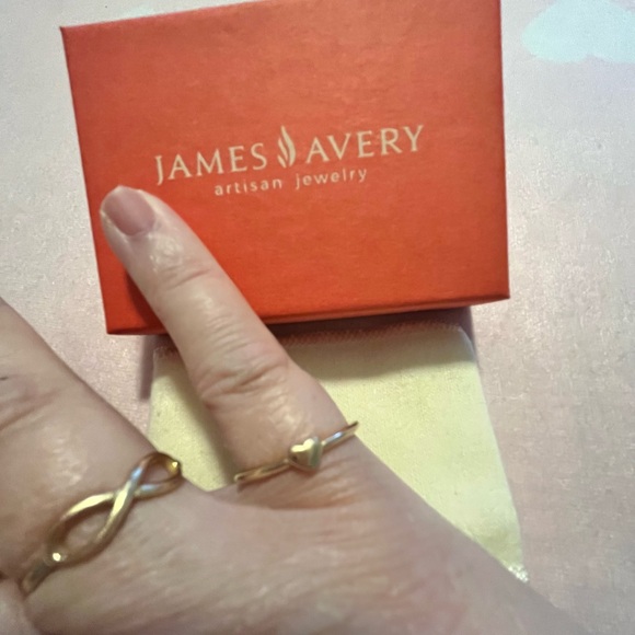 James Avery Gold Heart Ring - Picture 4 of 9